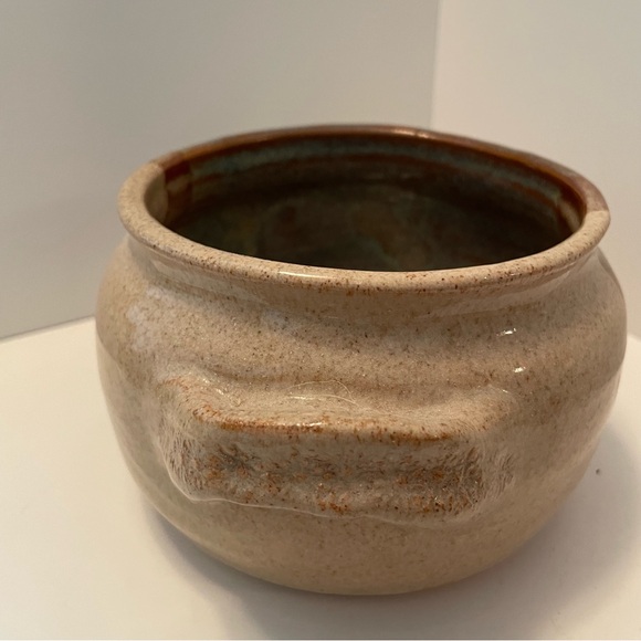 Handmade‎ Studio Art Pottery Bowl With Handles Artist Signed  4.75” X 3.5” - Picture 5 of 8